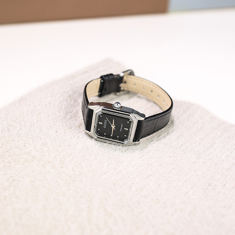 Novo relógio clássico, vintage - Luxury Watch In Hong Kong avaliação e preço