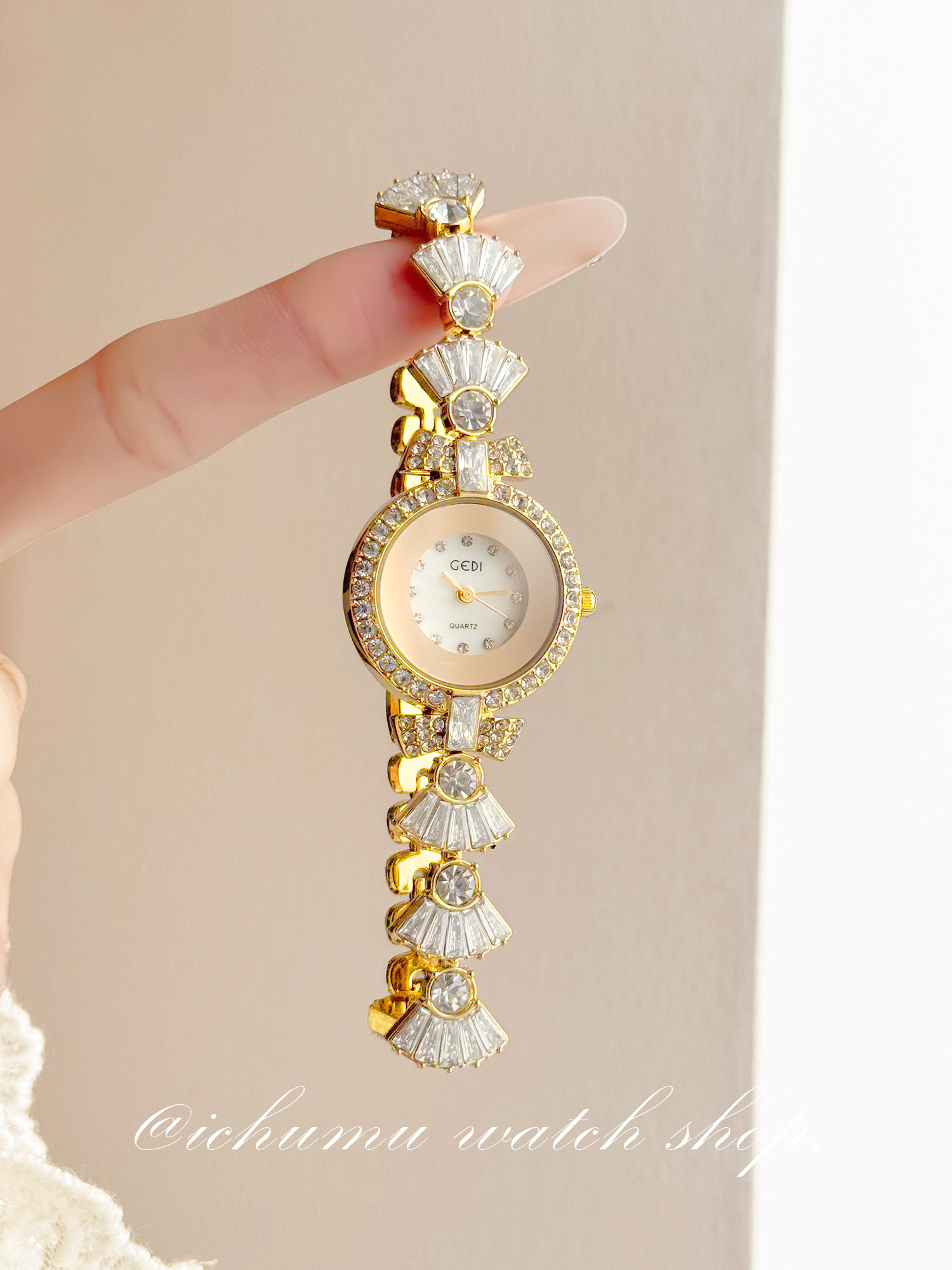 Relógio Feminino Mermaid de Lu - Luxury Watches avaliação e preço
