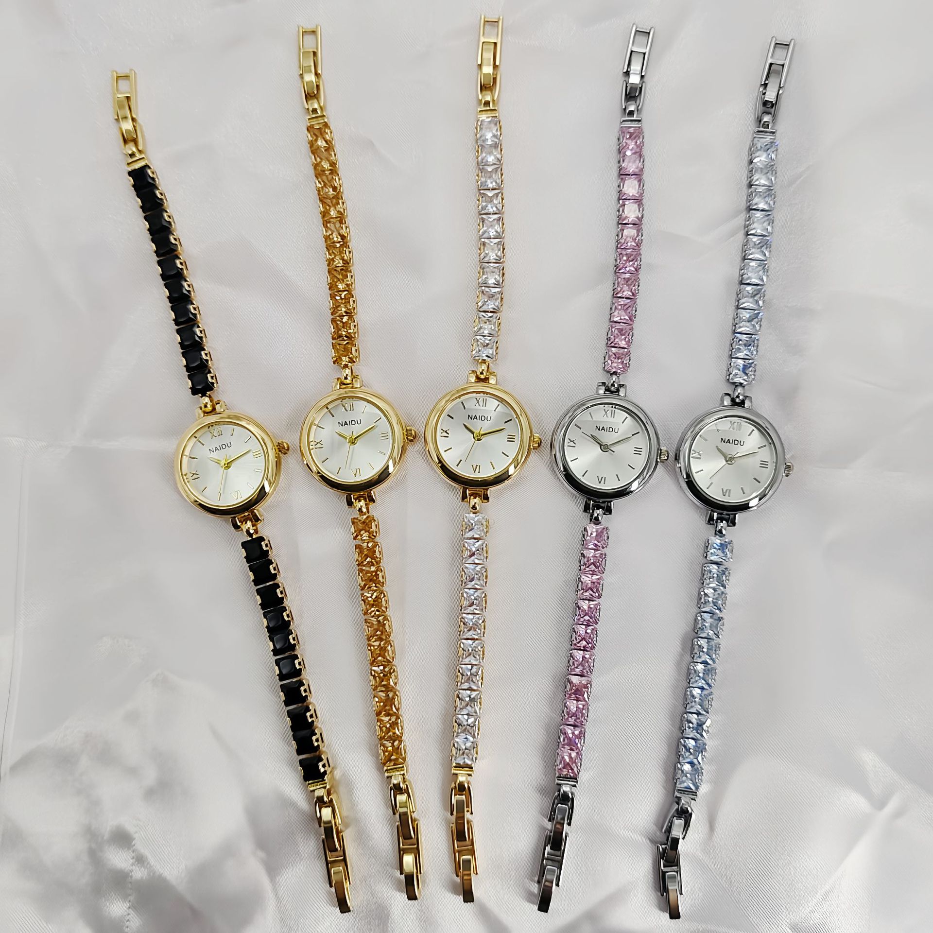 Novo relógio de pulseira incru - Luxury Watch Level avaliação e preço